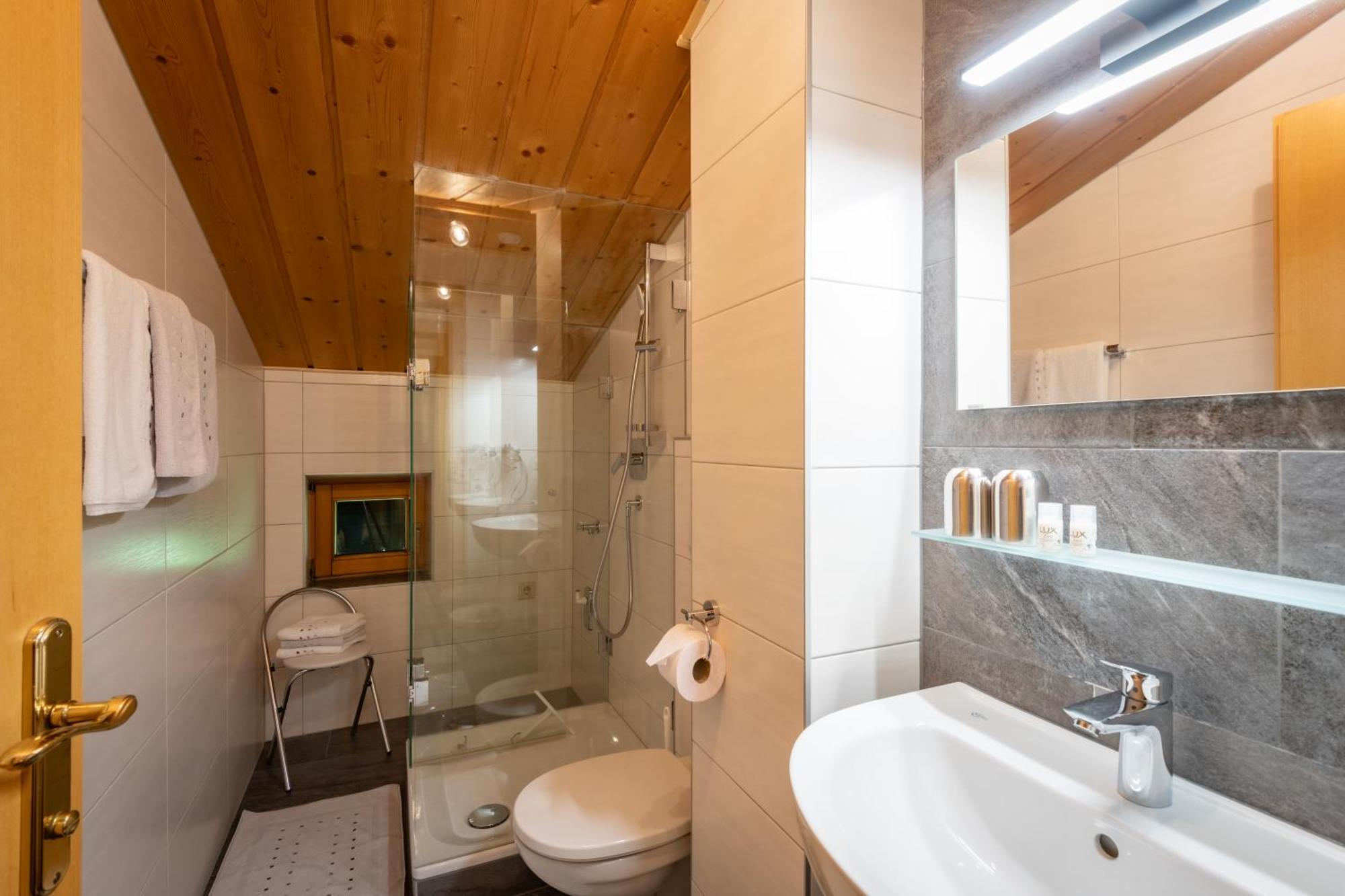 Apartamento Haus Schroll Ried im Zillertal Exterior foto