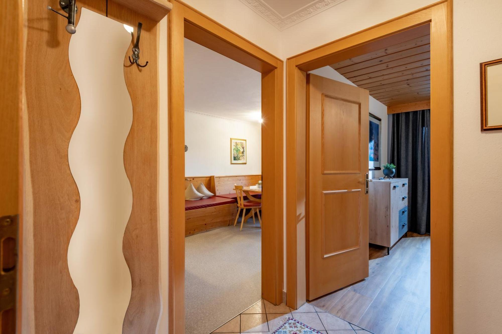 Apartamento Haus Schroll Ried im Zillertal Exterior foto